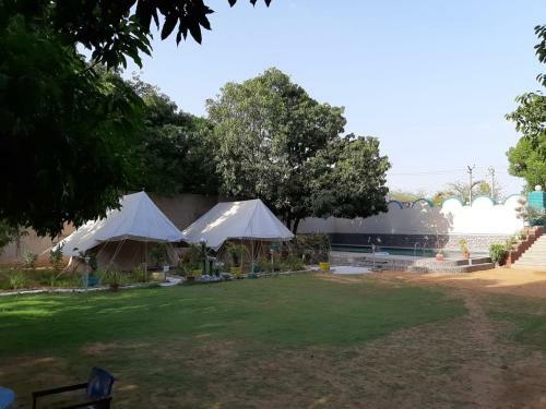 Hotel Neel Amar Camp & Restaurant