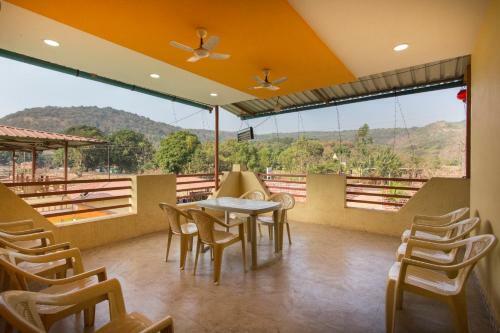 Lodge Coconut Cottage Dapoli