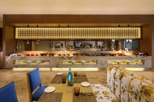 Sandal Suites By Lemon Tree Hotels