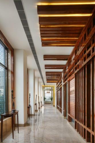 Sandal Suites By Lemon Tree Hotels