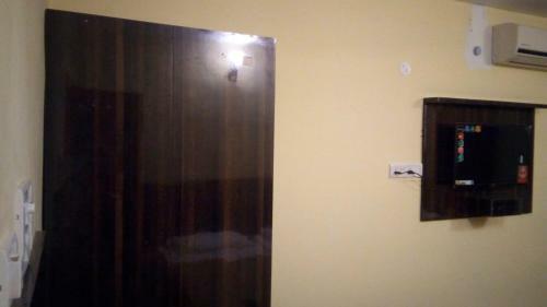 Hotel Swathisri Residency