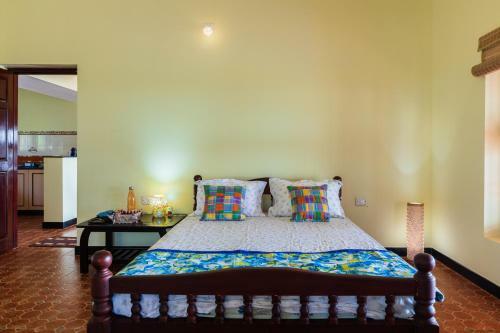 Villa Iraa Beach House