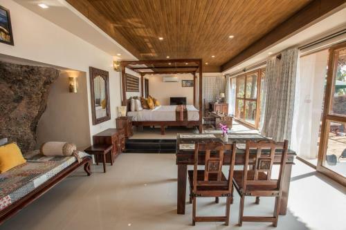 Hotel The Cape Goa