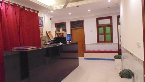 Bed & Breakfast Hotel Sehrawat Inn