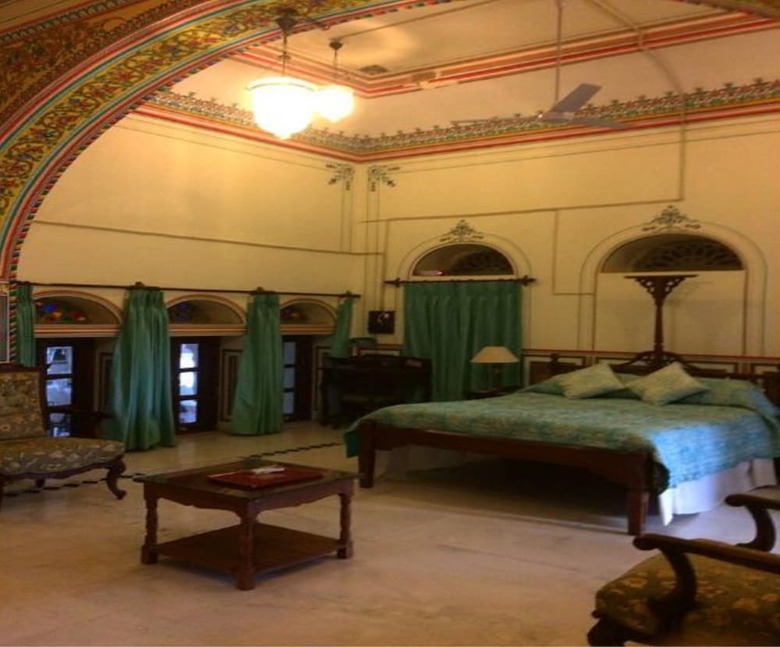 Hotel Patan Mahal