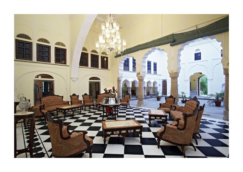 Hotel Patan Mahal