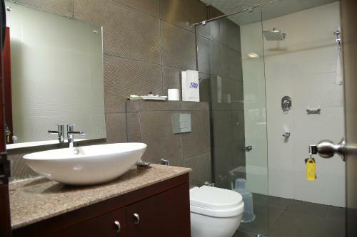 Hotel Four N Square Residency
