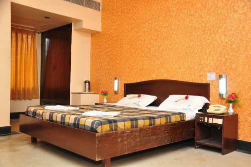 Hotel Golden Tower