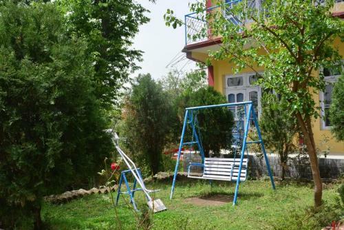 Bir Hotel