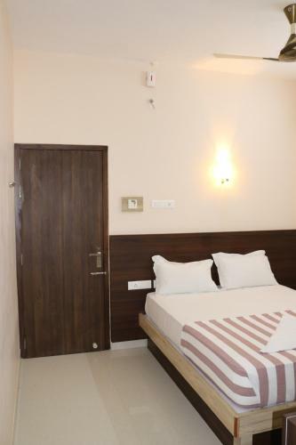 Hotel Jeyam Residency