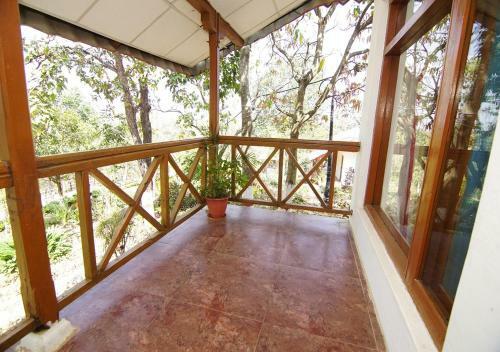 Hotel Mpt Nilamber Cottages, Pachmarhi