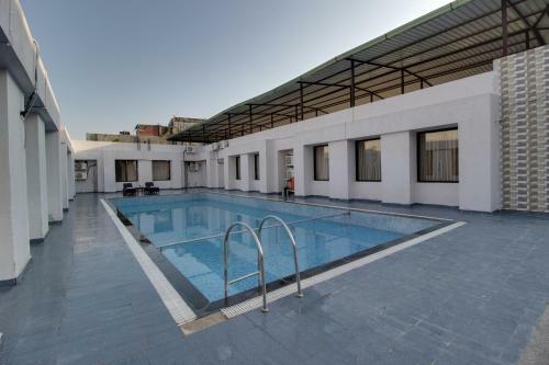Fateh Vilas Hotel & Resort