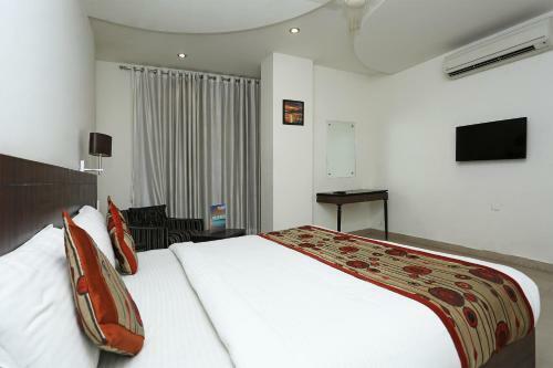 Capital O 3600 Hotel Royal Windsor