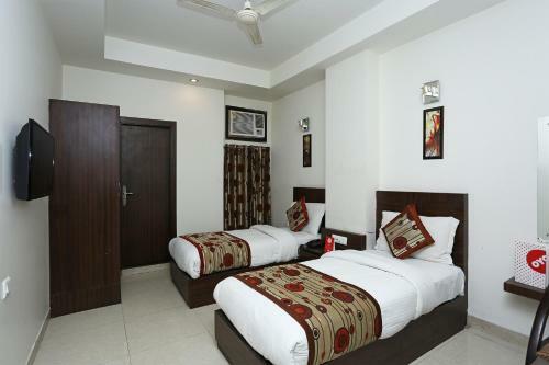 Capital O 3600 Hotel Royal Windsor