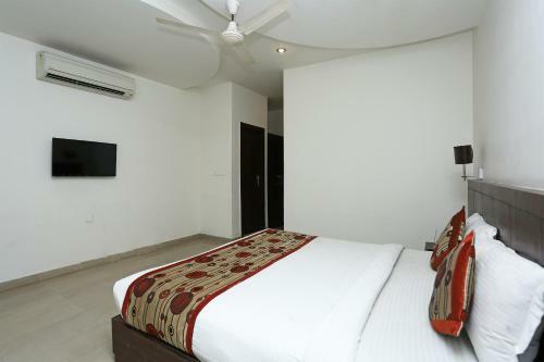 Capital O 3600 Hotel Royal Windsor