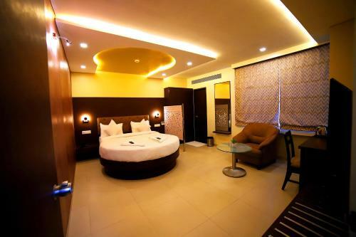 Hotel Rajdoot Royale Residency Llp