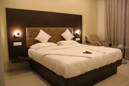 Hotel Rajdoot Royale Residency Llp