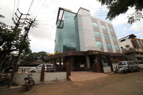 Hotel Rajdoot Royale Residency Llp