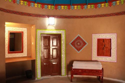 Hotel Mahefeel E Rann Resort