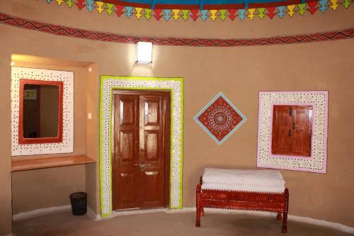 Hotel Mahefeel E Rann Resort