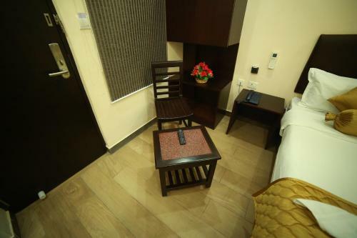 Hotel Sapphire Inn