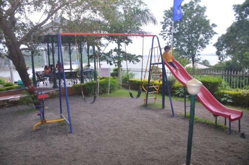 Hotel Mpt Kerwa Resort, Kerwa