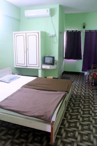 Hotel Deepak