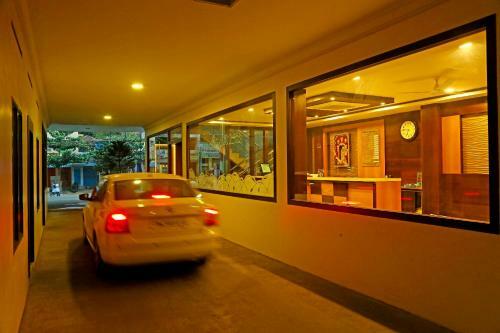 Hotel Ganga Palace