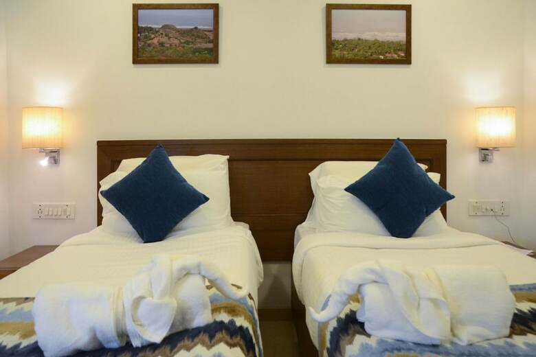 Hotel Comfort Inn Emerald