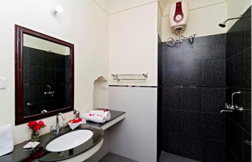 Dhulagarh A Heritage Hotel