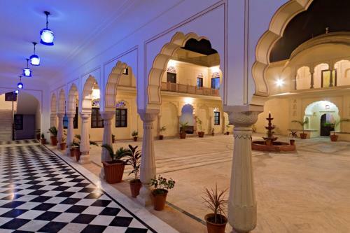 Dhulagarh A Heritage Hotel