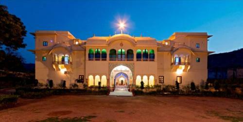 Dhulagarh A Heritage Hotel
