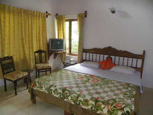Independent Cottage Overlooking Enchanting Hills - Room Stay