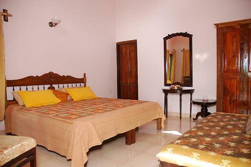 Independent Cottage Overlooking Enchanting Hills - Room Stay