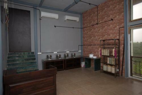 Super Deluxe Room Accommodation At Malshej