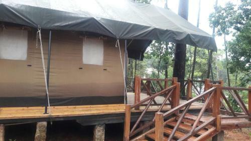 Hotel Roinam Retreat