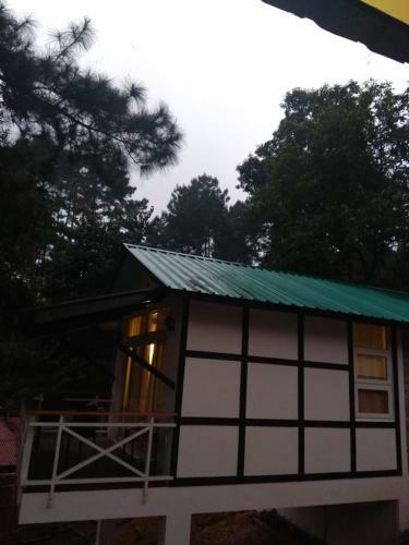 Hotel Roinam Retreat