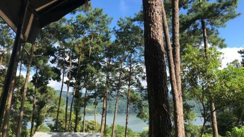 Hotel Roinam Retreat