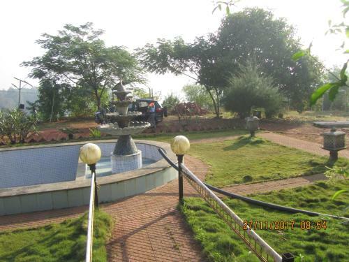 Hotel Sona Villa, The Lake Chalet