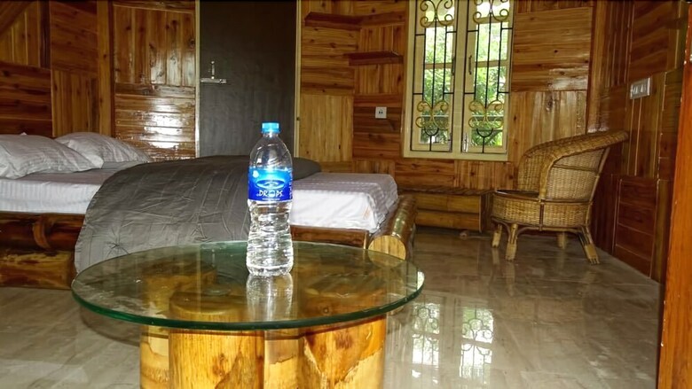 Hotel Resort Trimurti