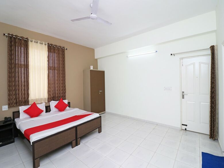 Hotel Oyo 22648 Shalimar Inn