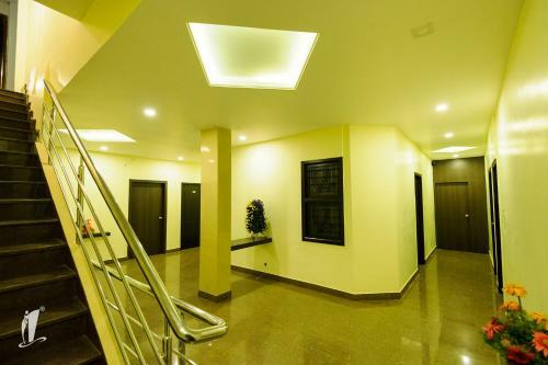 Hotel Srigandha Residency