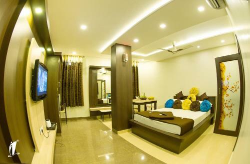Hotel Srigandha Residency