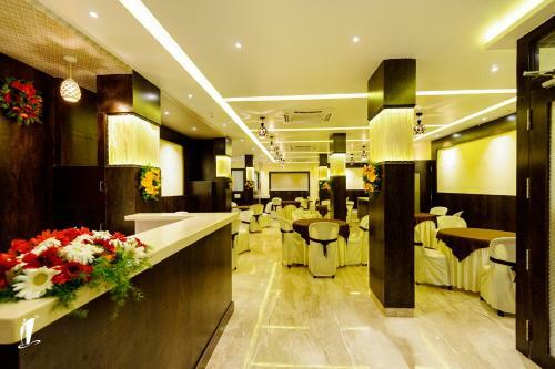 Hotel Srigandha Residency