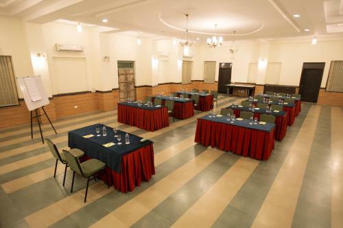 Hotel Alwar Bagh By Aamod