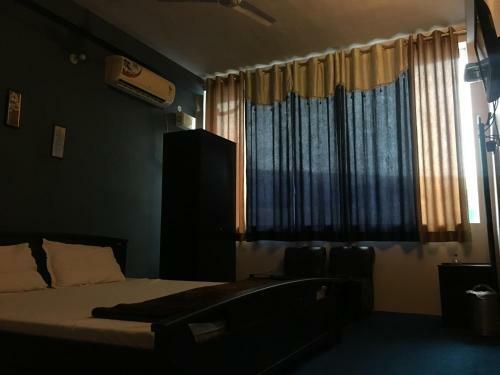 Hotel The Royal Panacea