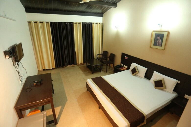 Hotel Kasang Regency Hill Resort