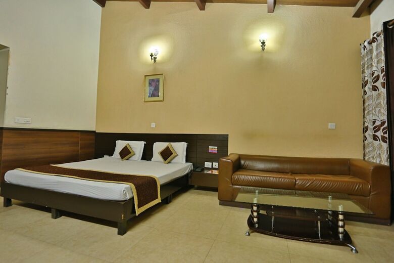 Hotel Kasang Regency Hill Resort