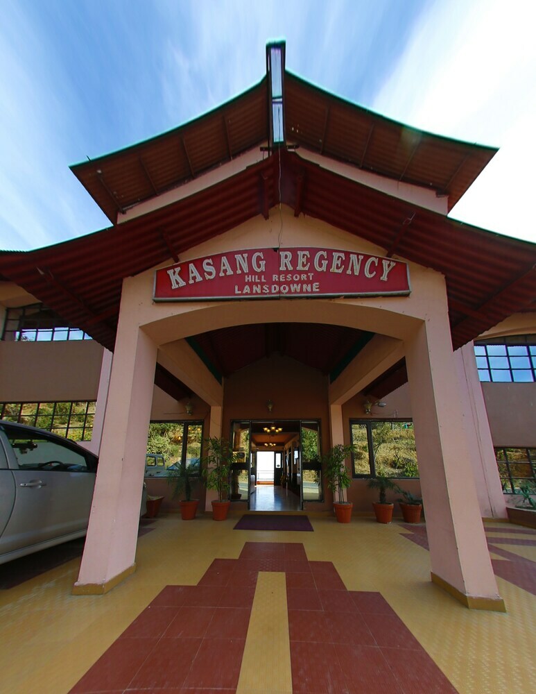 Hotel Kasang Regency Hill Resort