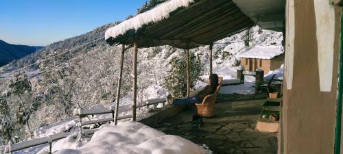 Lodge Cafe Buransh